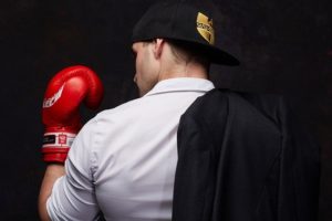 宇佐美正パトリックは金持ちで父親の職業は?出身高校や中学はどこ?