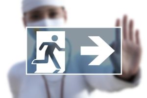 山本健人(外科医けいゆう)のwikiプロフや年収！出身大学や高校はどこ？