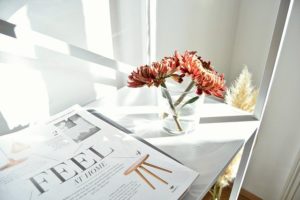 伊勢谷亜耶子のwikiプロフや経歴！出身大学や高校はどこ？結婚して夫はいる？