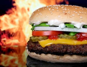 藤﨑忍の経歴や学歴!ドムドムハンバーガーの店舗はどこ?家族について!