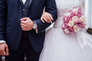 キム・スジンのwikiプロフ！経営する結婚仲介業が凄い！愛の不時着との関係！