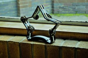 天真みちるの年齢や宝塚退団理由！実家はどこ？結婚した旦那か彼氏はいる？